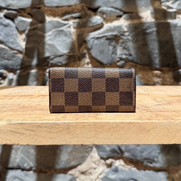 Louis Vuitton Vintage Damier Ebene 4 Key Holder - Picture 2 of 14